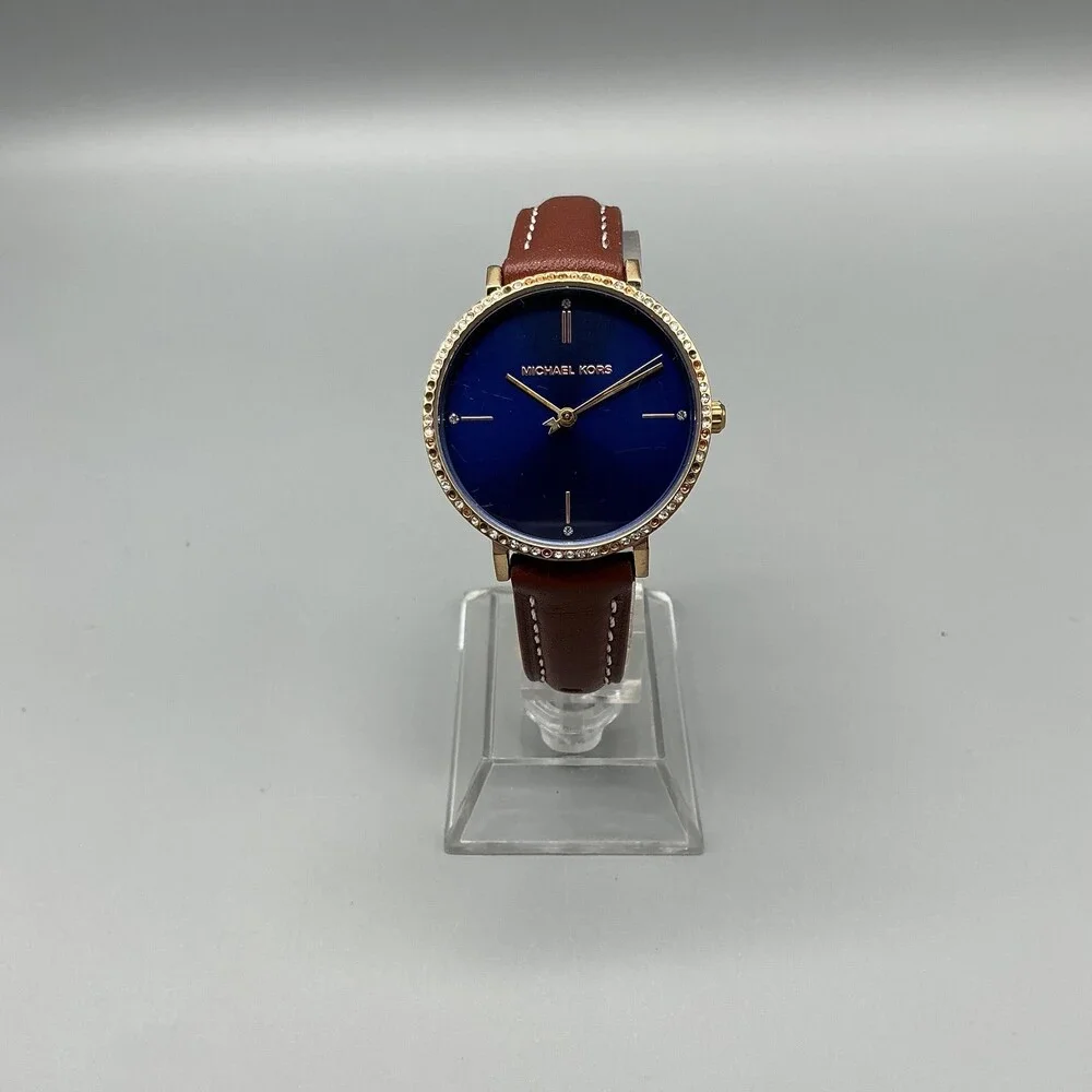 Michael Kors see photos
